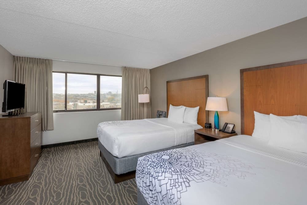 La quinta inn suites by wyndham secaucus meadowlands hotel in undefined