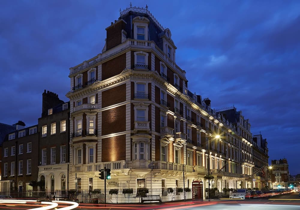 The mandeville hotel hotel in undefined