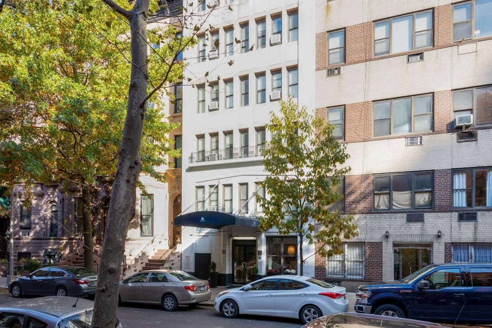 La quinta inn suites by wyndham new york city central park hotel in undefined