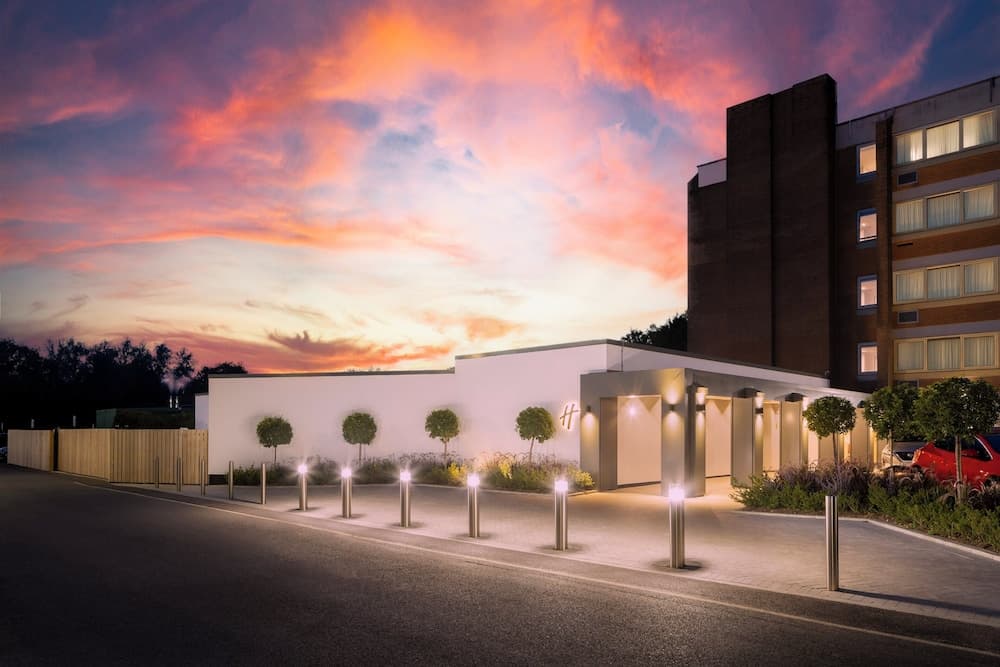 Holiday inn london gatwick airport an ihg hotel hotel in undefined
