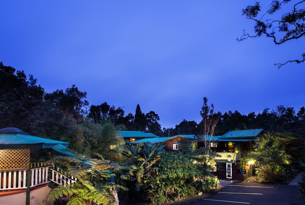 Chalet kilauea hotel in undefined