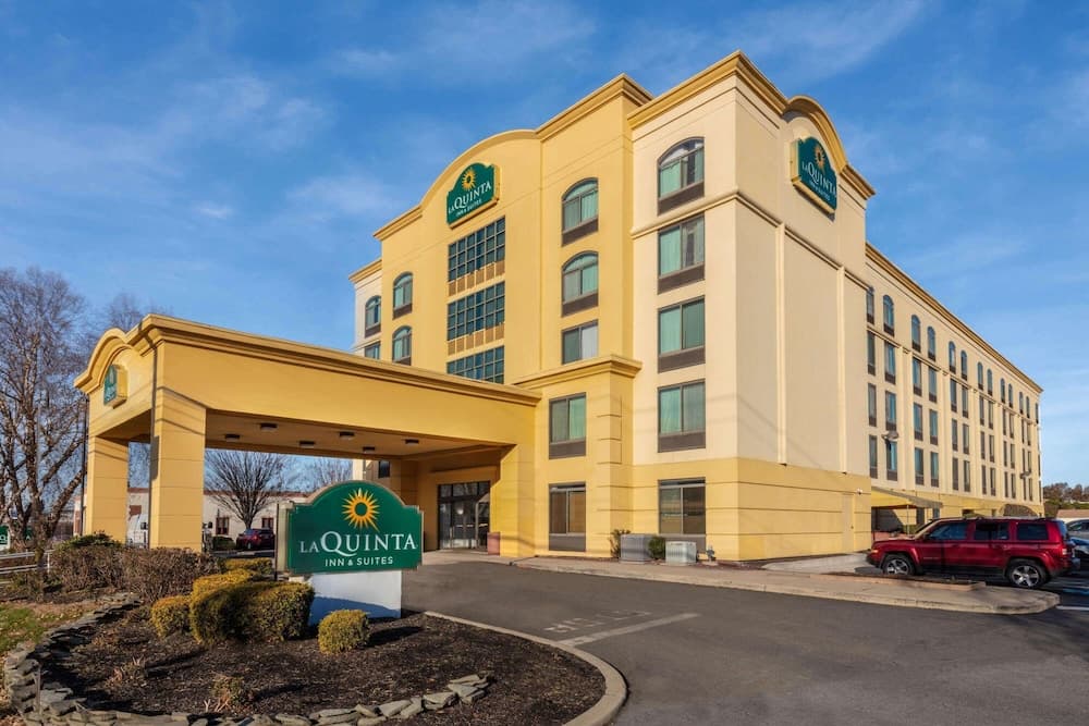 La quinta inn suites by wyndham garden city hotel in undefined