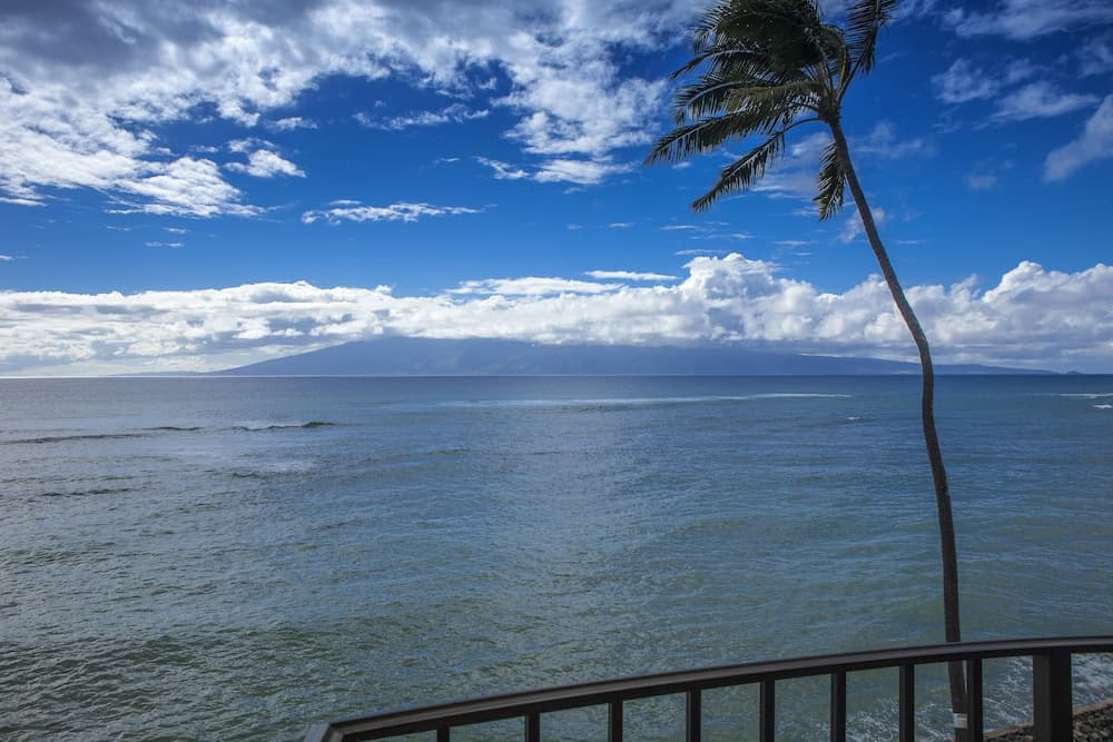 Kahana reef maui condo home hotel in undefined