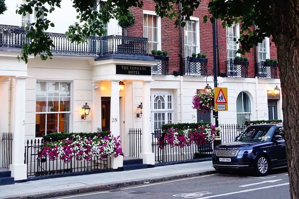 Tophams hotel hotel in undefined