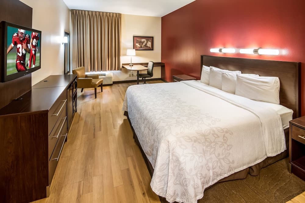 Red roof inn plus long island garden city hotel in undefined