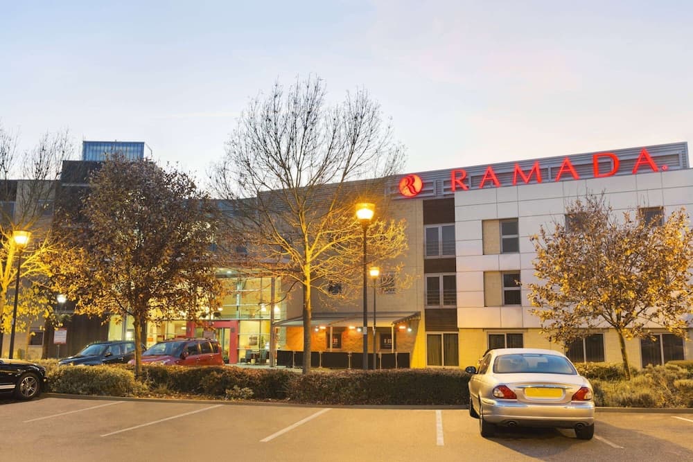 Ramada by wyndham london north m 1 hotel in undefined