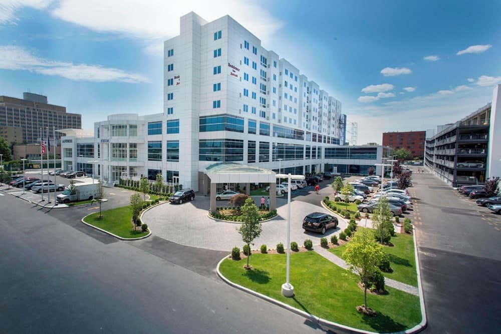 Residence inn new york the bronx at metro center atrium hotel in undefined