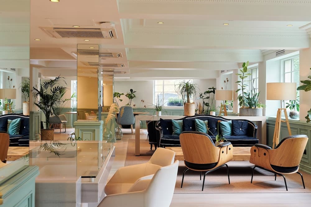 The level at the melia white house hotel in undefined