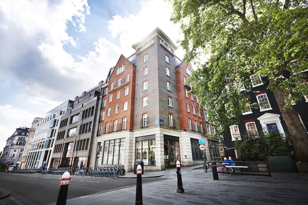 Marlin apartments london city queen street hotel in undefined
