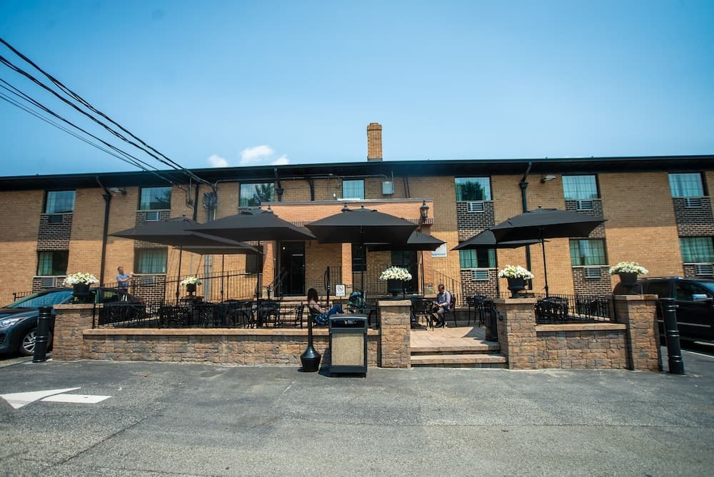 Holland hotel free parking jersey city hotel in undefined