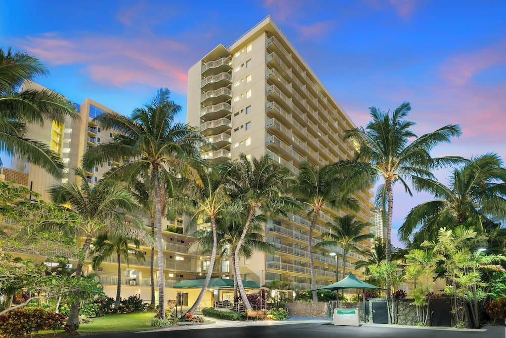 Courtyard by marriott waikiki beach hotel in undefined