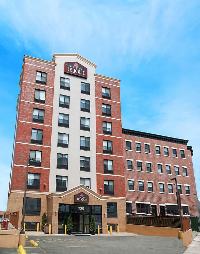 Hotel le jolie hotel in undefined