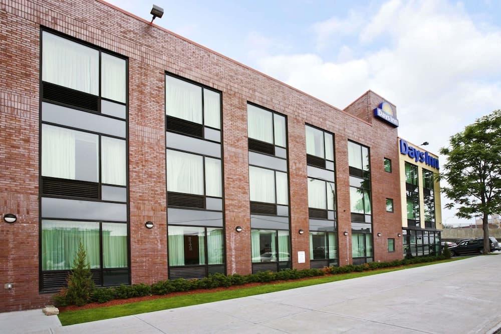 Days inn by wyndham bronx near stadium hotel in undefined
