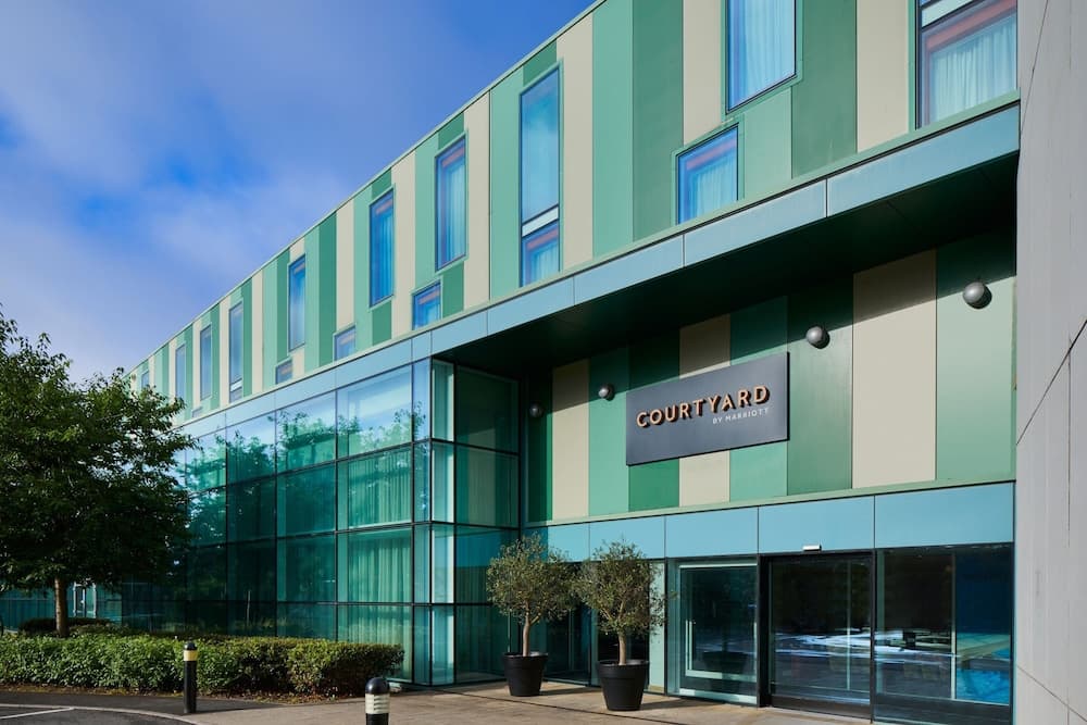 Courtyard by marriott london gatwick airport hotel in undefined