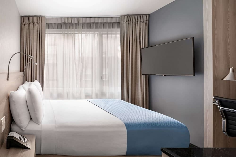 Wingate by wyndham new york midtown south 5th ave hotel in undefined