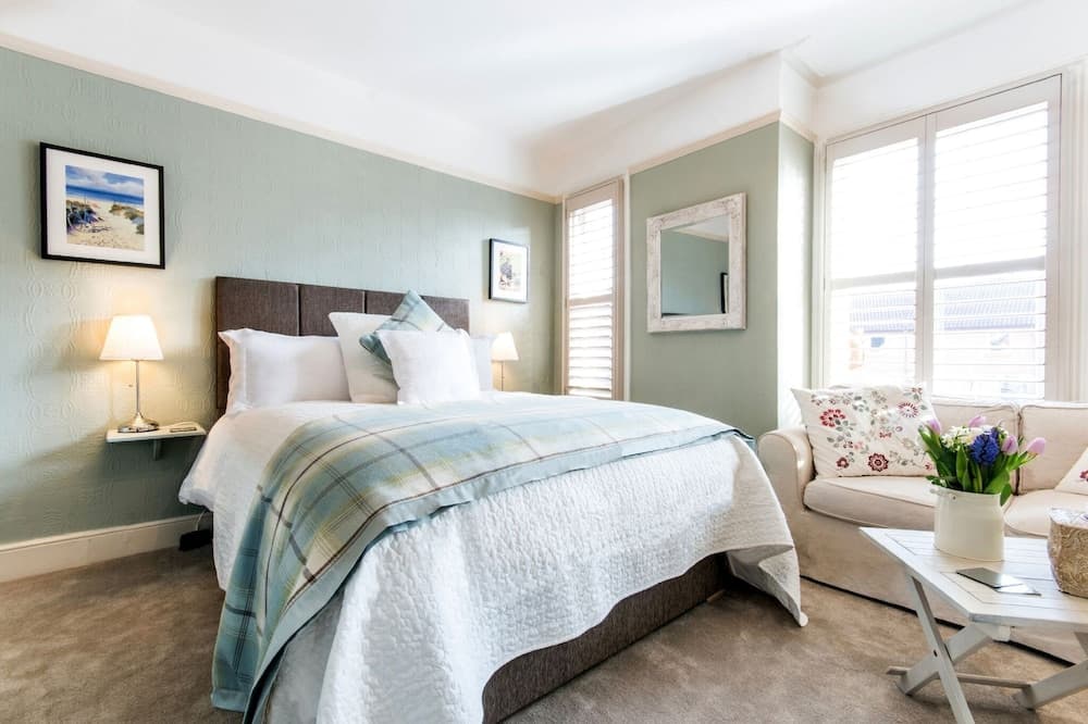 April house weybridge boutique guesthouse hotel in undefined