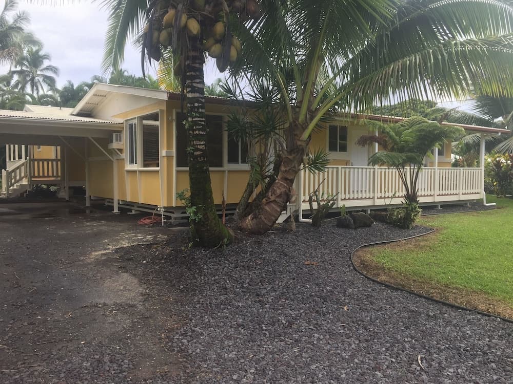 Aarons cottage hotel in undefined