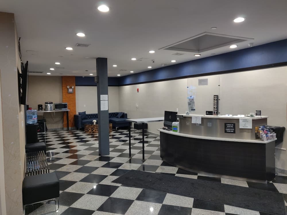 Hotel key laguardia airport hotel in undefined