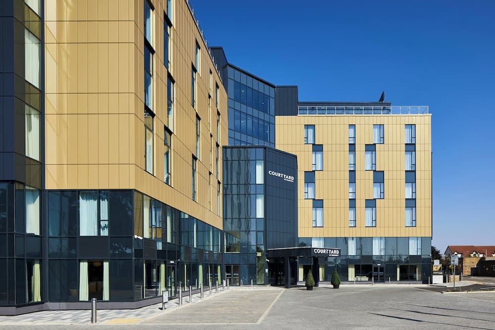 Courtyard by marriott london heathrow airport hotel in undefined