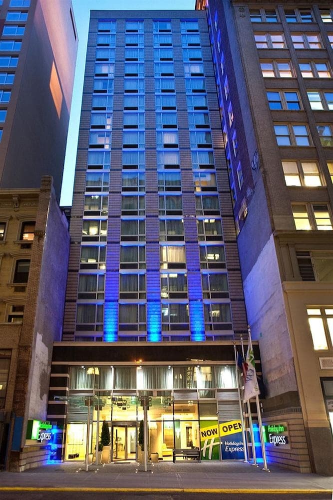 Holiday inn express manhattan times square south an ihg hotel hotel in undefined