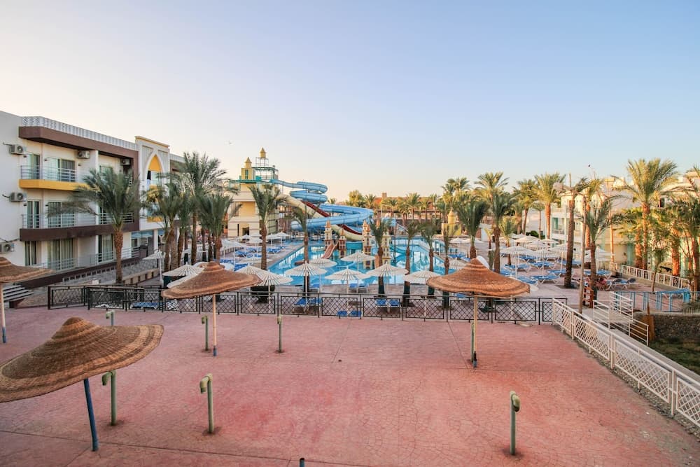Aquaview apartment resort and aqua park hotel in undefined