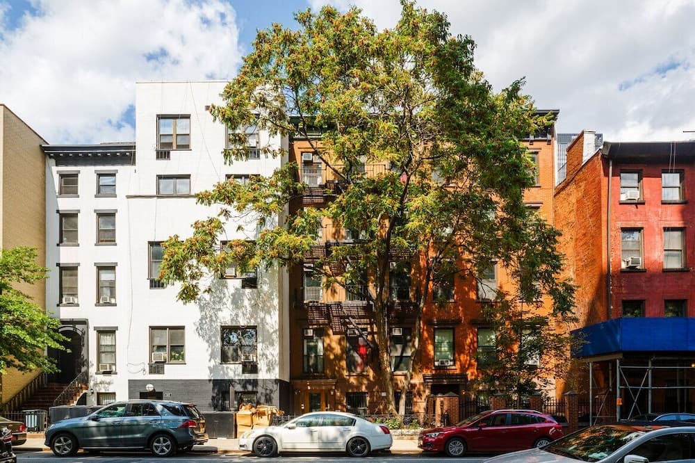 Lamartine chelsea hostel hotel in undefined