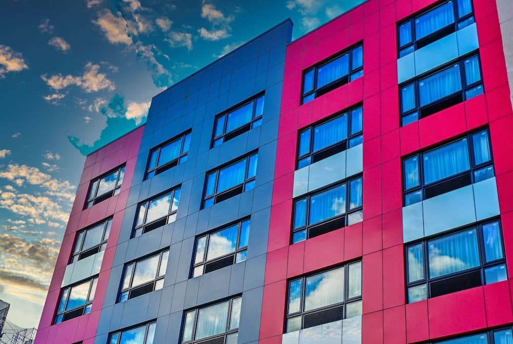 Super 8 by wyndham bronx near botanical garden hotel in undefined