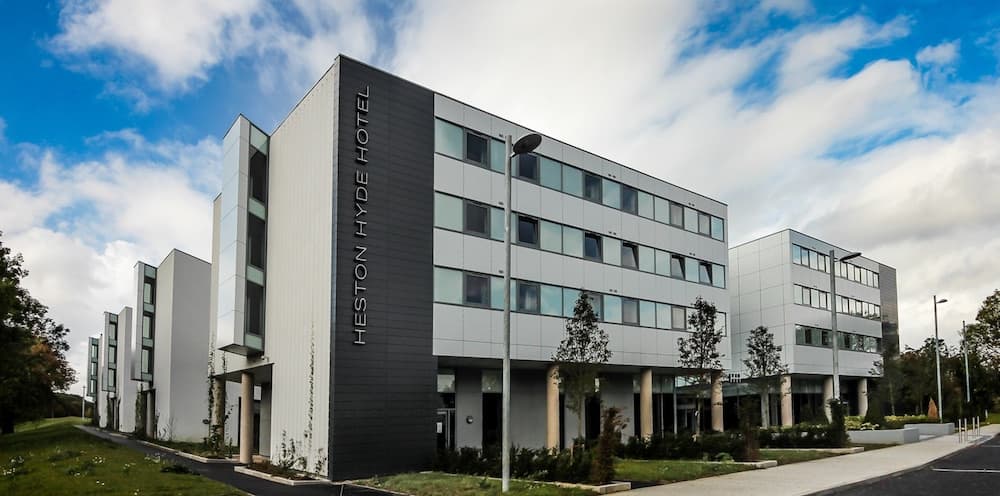 Heston hyde hotel hotel in undefined