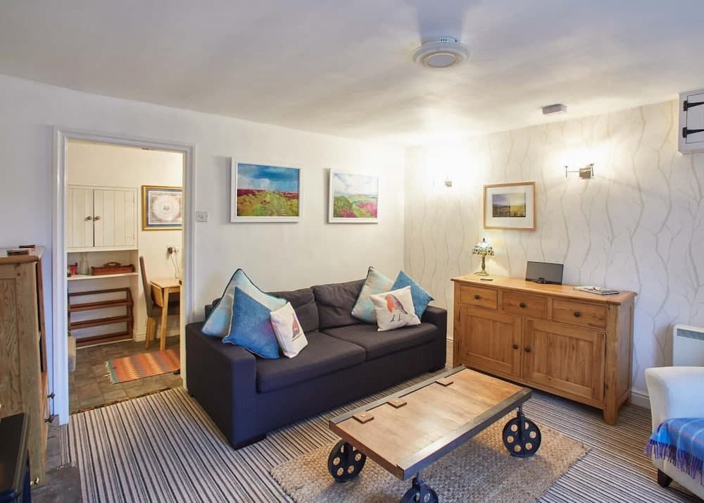 Host stay rosella cottage hotel in undefined